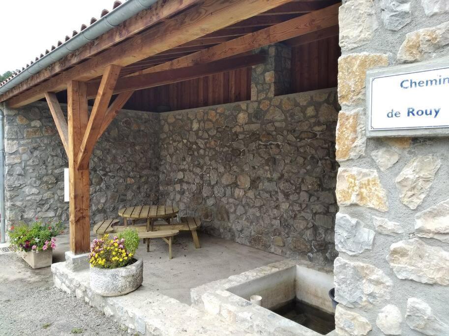 Gite La Grangette De Pauline 메르쿠스 가라베 외부 사진